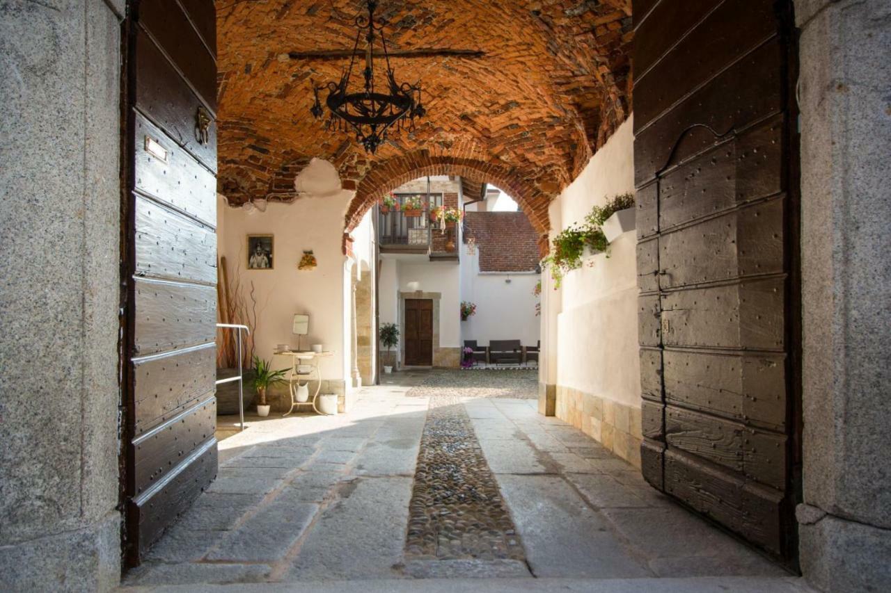Loft & Espace Maison 1706 Lago Orta Borgomanero Εξωτερικό φωτογραφία